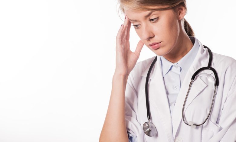 Síndrome de Burnout em profissionais da saúde: como lidar com o problema?